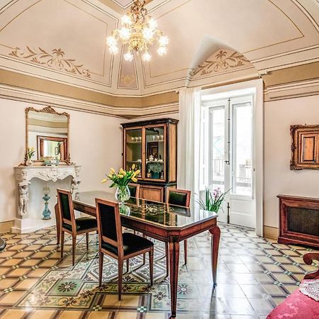 Palazzo Stunis - Dimora Di Charme Acomodação com café da manhã Ostuni Exterior foto